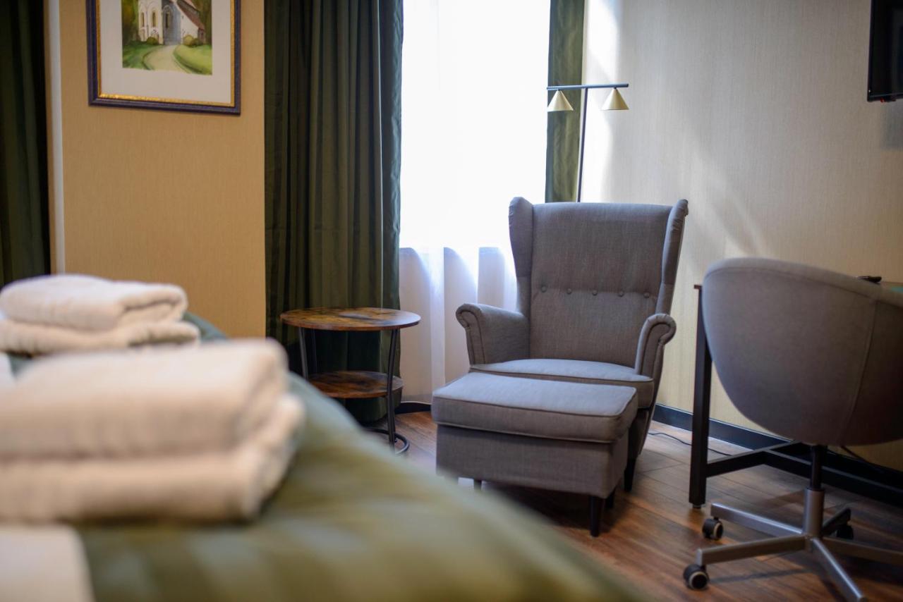 Stadthotel Koenig Albert Циттау Экстерьер фото